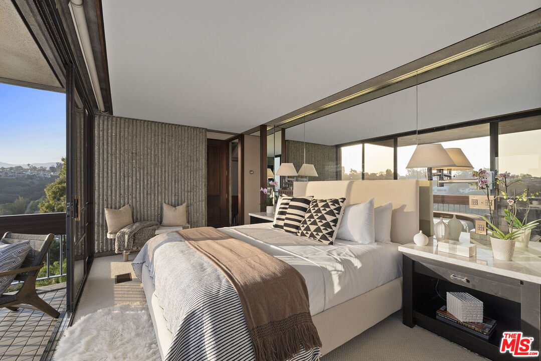 407 Upper Mesa Road Santa Monica, CA 90402 - Photo 27 of 54