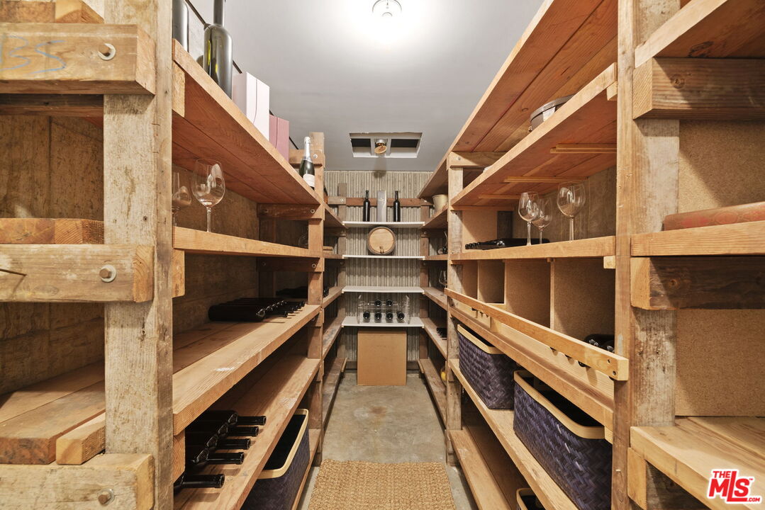 407 Upper Mesa Road Santa Monica, CA 90402 - Photo 42 of 54