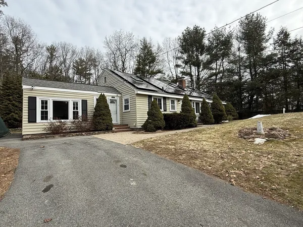 $774,900 | 94 Boxford Street, North Andover, MA 01845