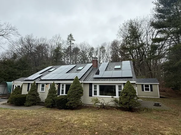 $764,900 | 94 Boxford Street, North Andover, MA 01845