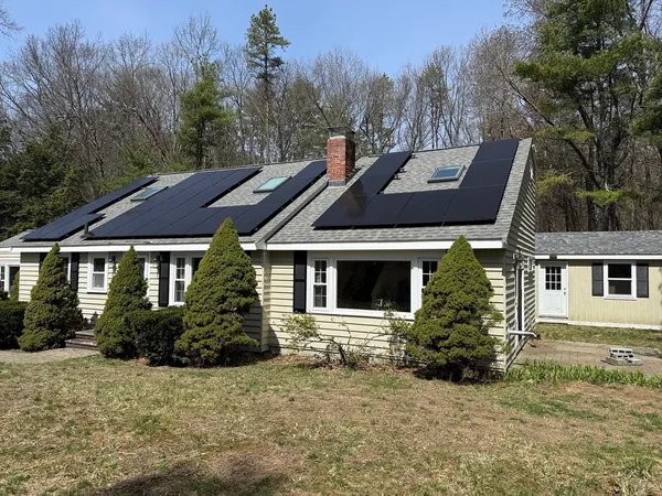 $764,900 | 94 Boxford Street, North Andover, MA 01845