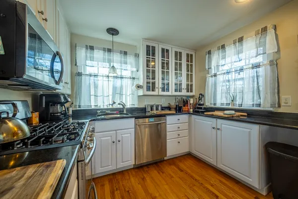 $764,900 | 94 Boxford Street, North Andover, MA 01845