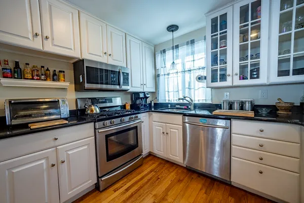 $764,900 | 94 Boxford Street, North Andover, MA 01845