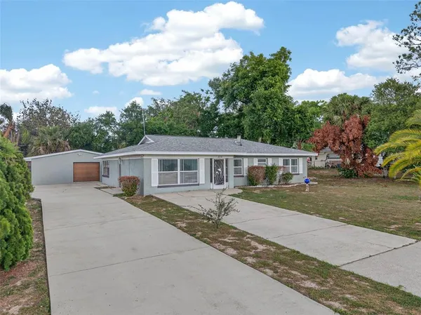 $275,000 | 370 East Columbia Street, Lake Alfred, FL 33850
