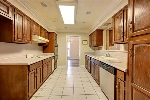 $320,000 | 3840 Melvile Dewey Drive, Metairie, LA 70002
