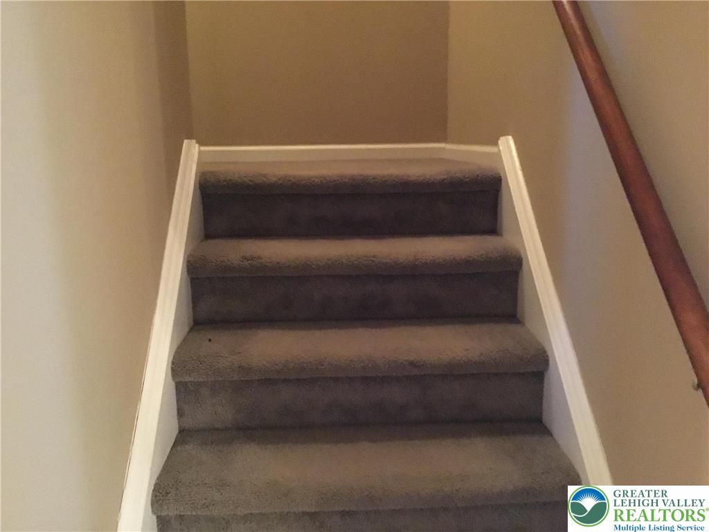 390 Fairview Street Emmaus, PA 18049 - Photo 23 of 34
