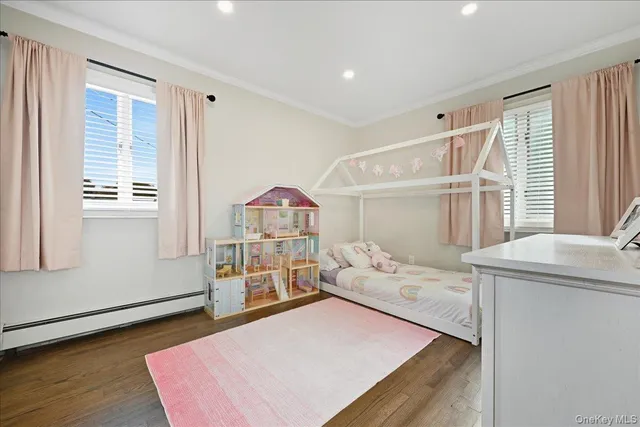 $849,999 | 16 Country Ln Drive, Kings Park, NY 11754