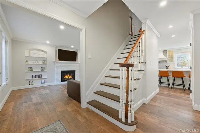 $849,999 | 16 Country Ln Drive, Kings Park, NY 11754