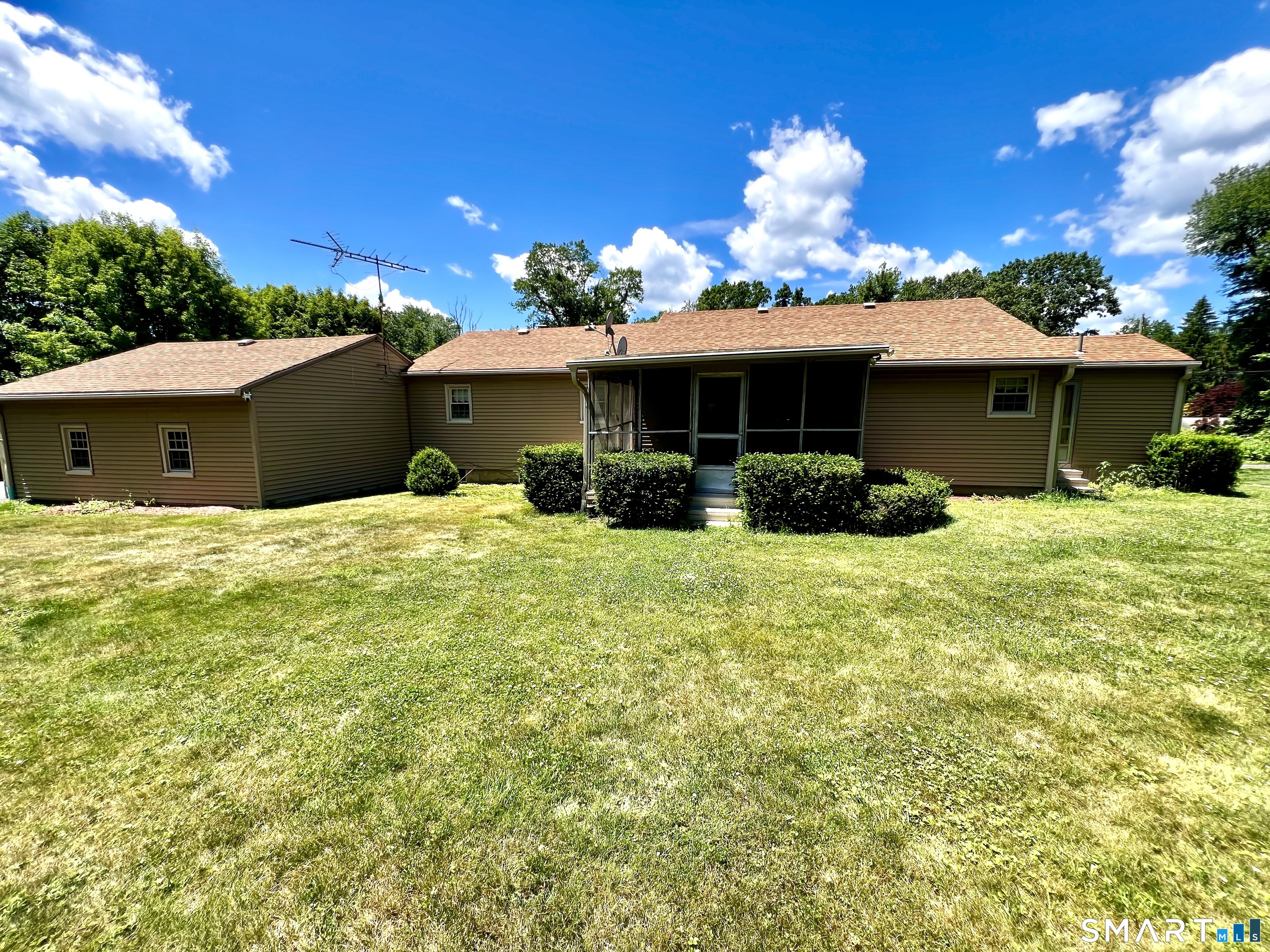 73 Shelton Road Oxford, CT 06478 - Photo 10 of 14