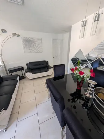 $289,999 | 3713 East Clifton Street, Tampa, FL 33610