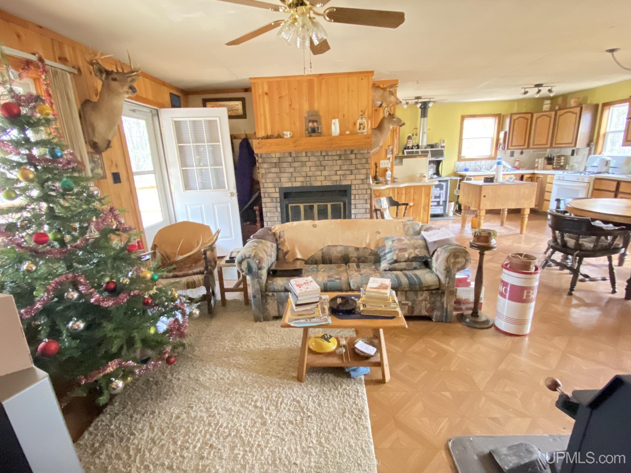 5105 Ll Road Garden, MI 49835 - Photo 10 of 12