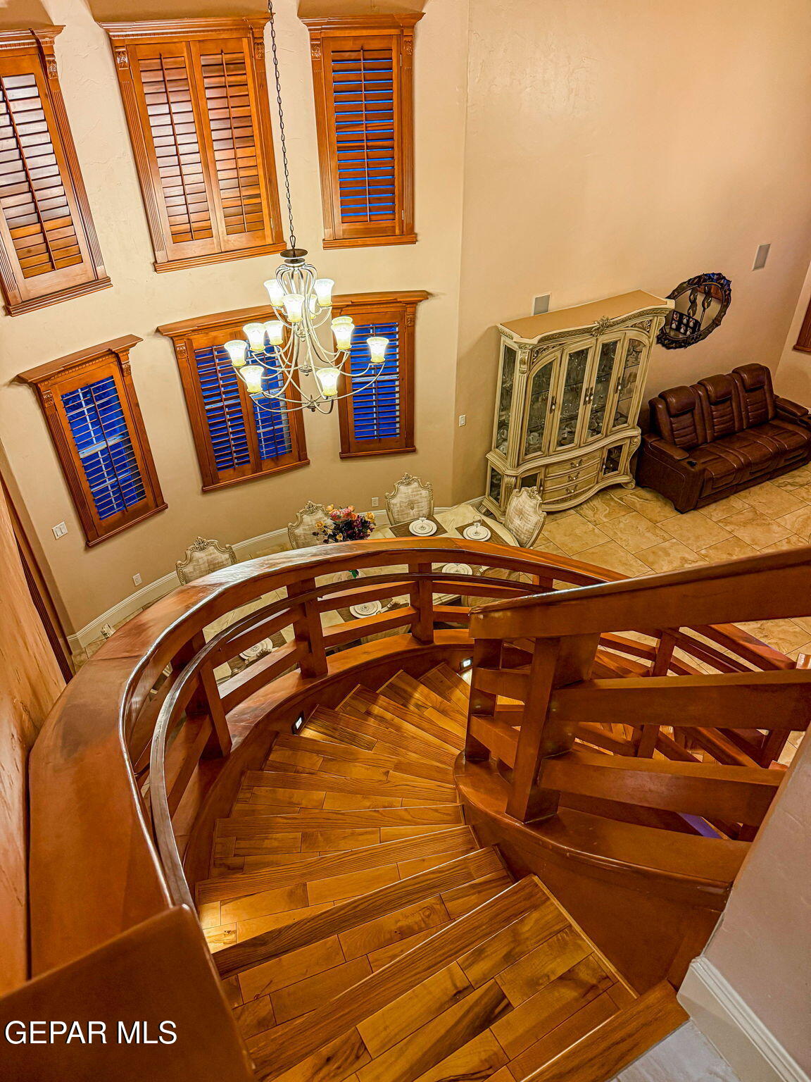 3104 Rustic Valley El Paso, TX 79938 - Photo 14 of 71 Floating wood staircase