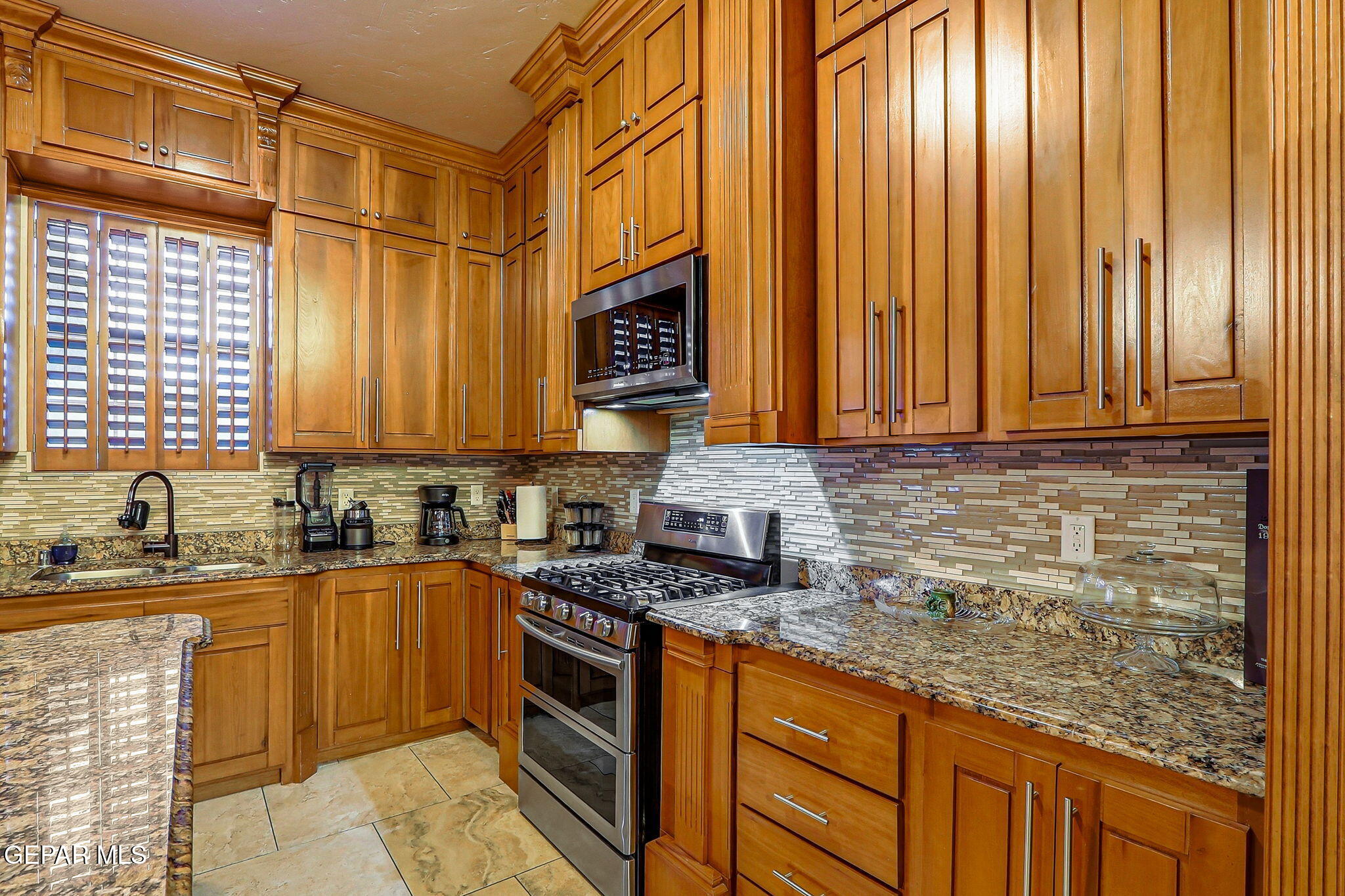 3104 Rustic Valley El Paso, TX 79938 - Photo 20 of 71 Kitchen