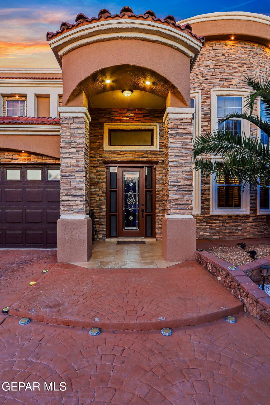 3104 Rustic Valley El Paso, TX 79938 - Photo 5 of 71 Front