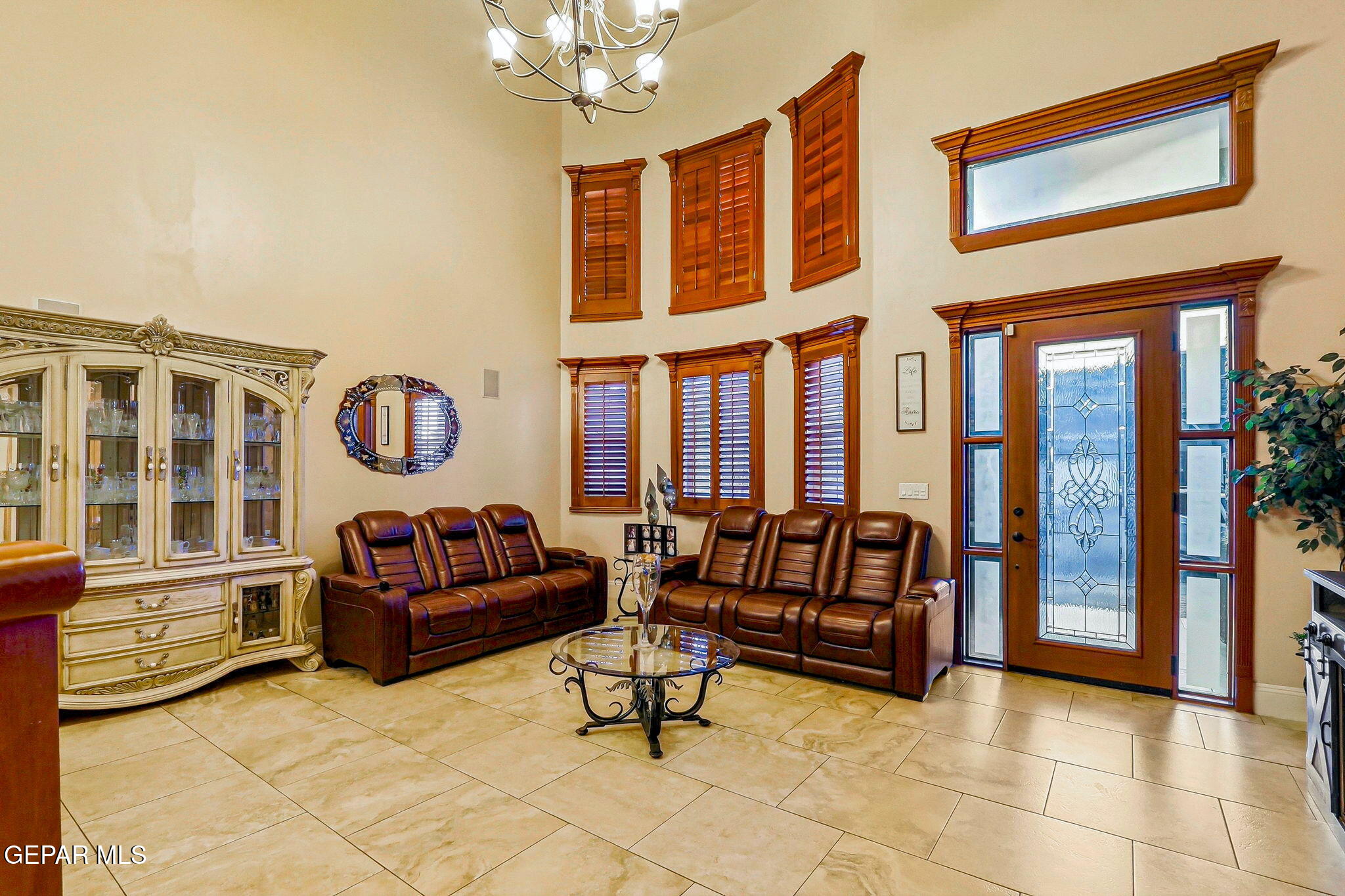 3104 Rustic Valley El Paso, TX 79938 - Photo 6 of 71 Living Area