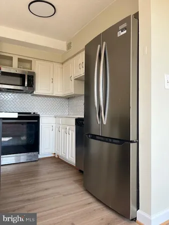 $2,290 | 4410 Oglethorpe Street, Unit 717, Hyattsville, MD 20781