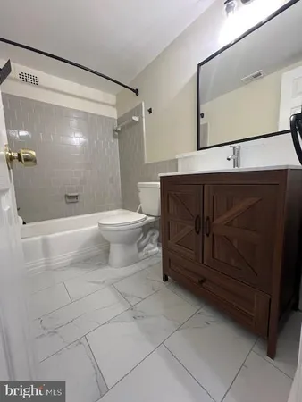 $2,290 | 4410 Oglethorpe Street, Unit 717, Hyattsville, MD 20781