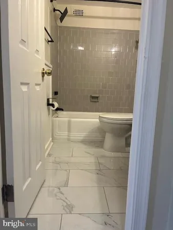 $2,290 | 4410 Oglethorpe Street, Unit 717, Hyattsville, MD 20781