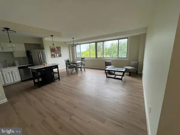 $2,290 | 4410 Oglethorpe Street, Unit 717, Hyattsville, MD 20781