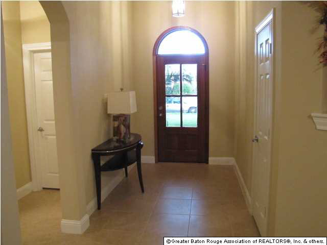 1970 Hunters Ridge Drive Baton Rouge, LA 70816 - Photo 11 of 17 Gallery Image 11