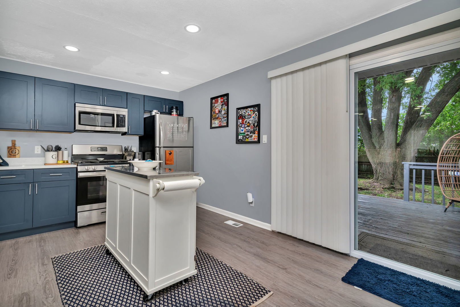 736 Rogers Road Romeoville, IL 60446 - Photo 8 of 17 Gallery Image 8