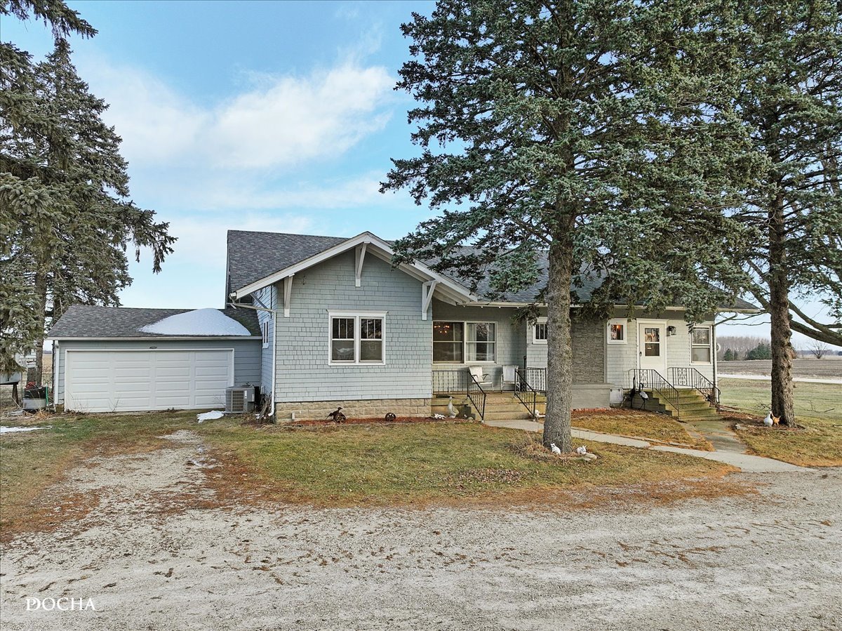 8725 Plattville Road Newark, IL 60541 - Photo 4 of 34