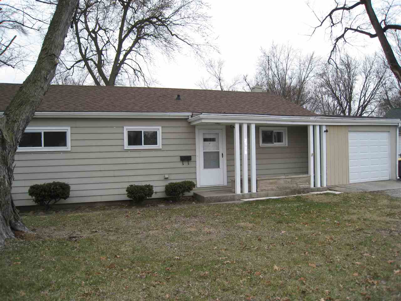 2338 Engle Road Fort Wayne, IN 46809 - Photo 1 of 12