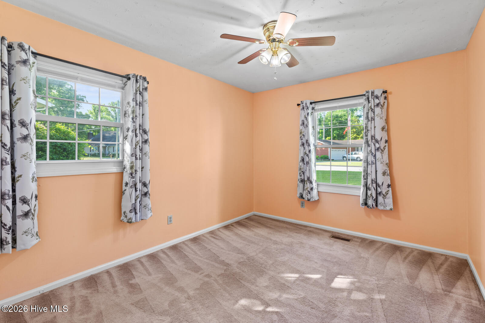 6 Laran Road Jacksonville, NC 28540 - Photo 34 of 41 Bedroom Nr. 2