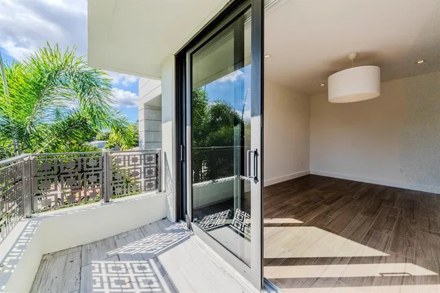 $1,599,000 | 619 Southwest 10th Street, Fort Lauderdale, FL 33315