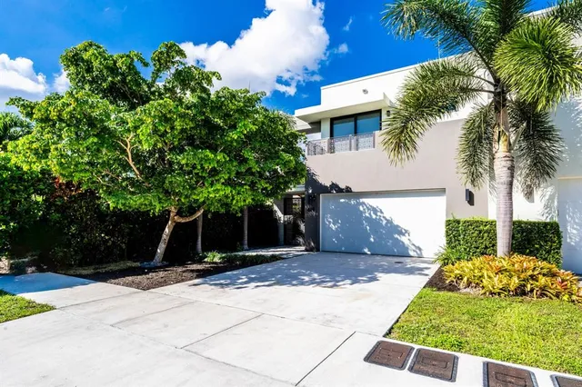 $1,599,000 | 619 Southwest 10th Street, Fort Lauderdale, FL 33315