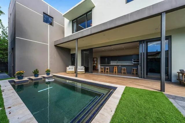 $1,599,000 | 619 Southwest 10th Street, Fort Lauderdale, FL 33315