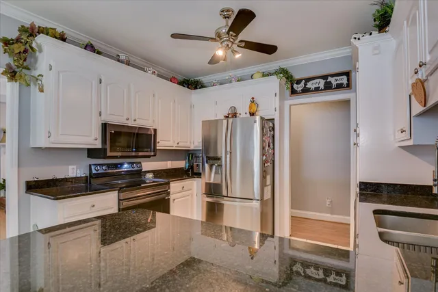 $720,000 | 785 South Dixie Road, Wagener, SC 29164