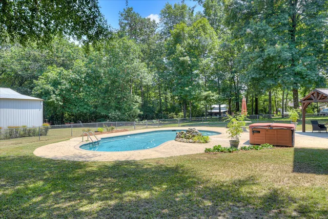 $720,000 | 785 South Dixie Road, Wagener, SC 29164