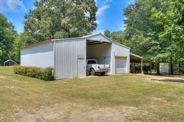 $720,000 | 785 South Dixie Road, Wagener, SC 29164