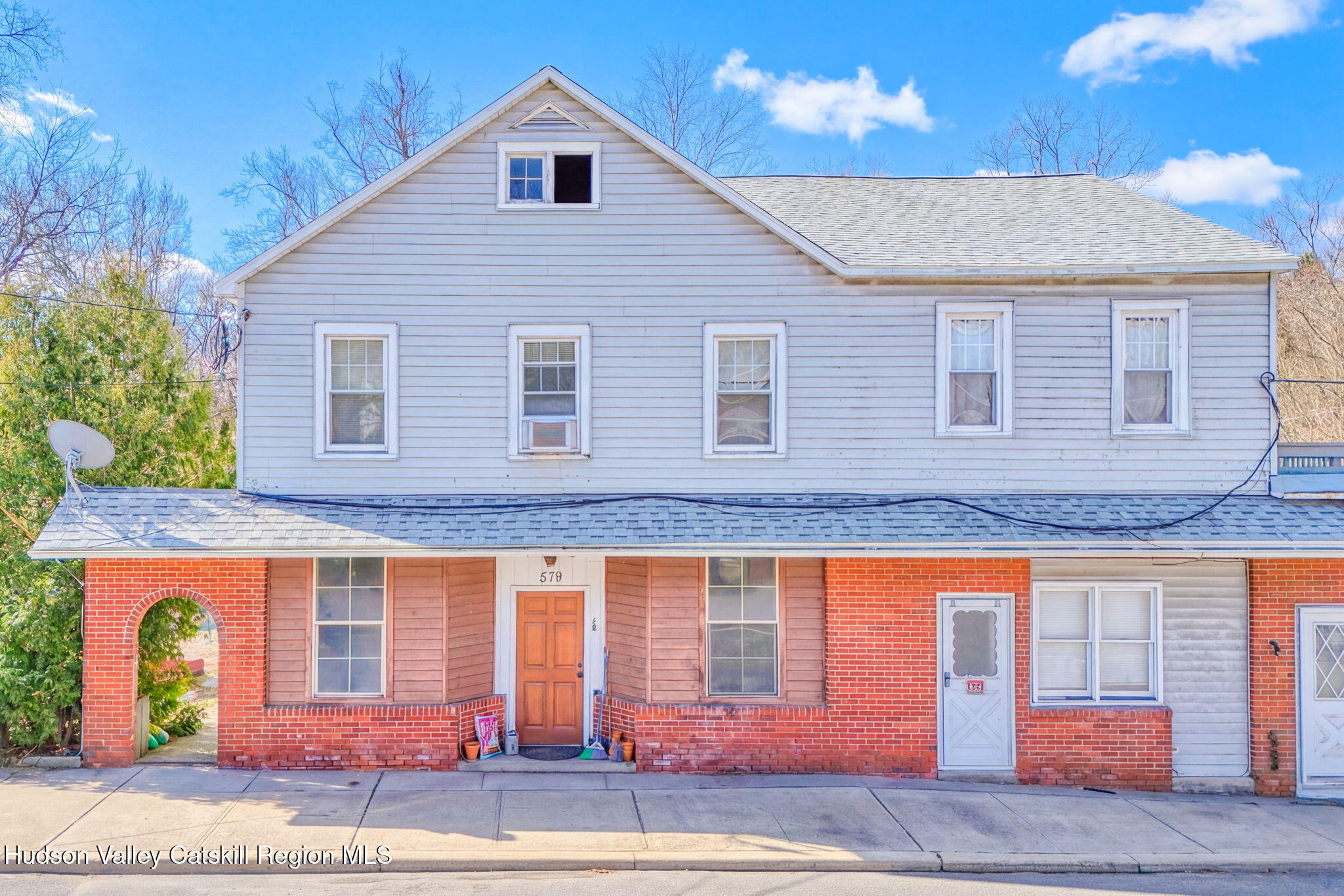 579 Main Street Cairo, NY 12413 - Photo 2 of 40 1ext (5)