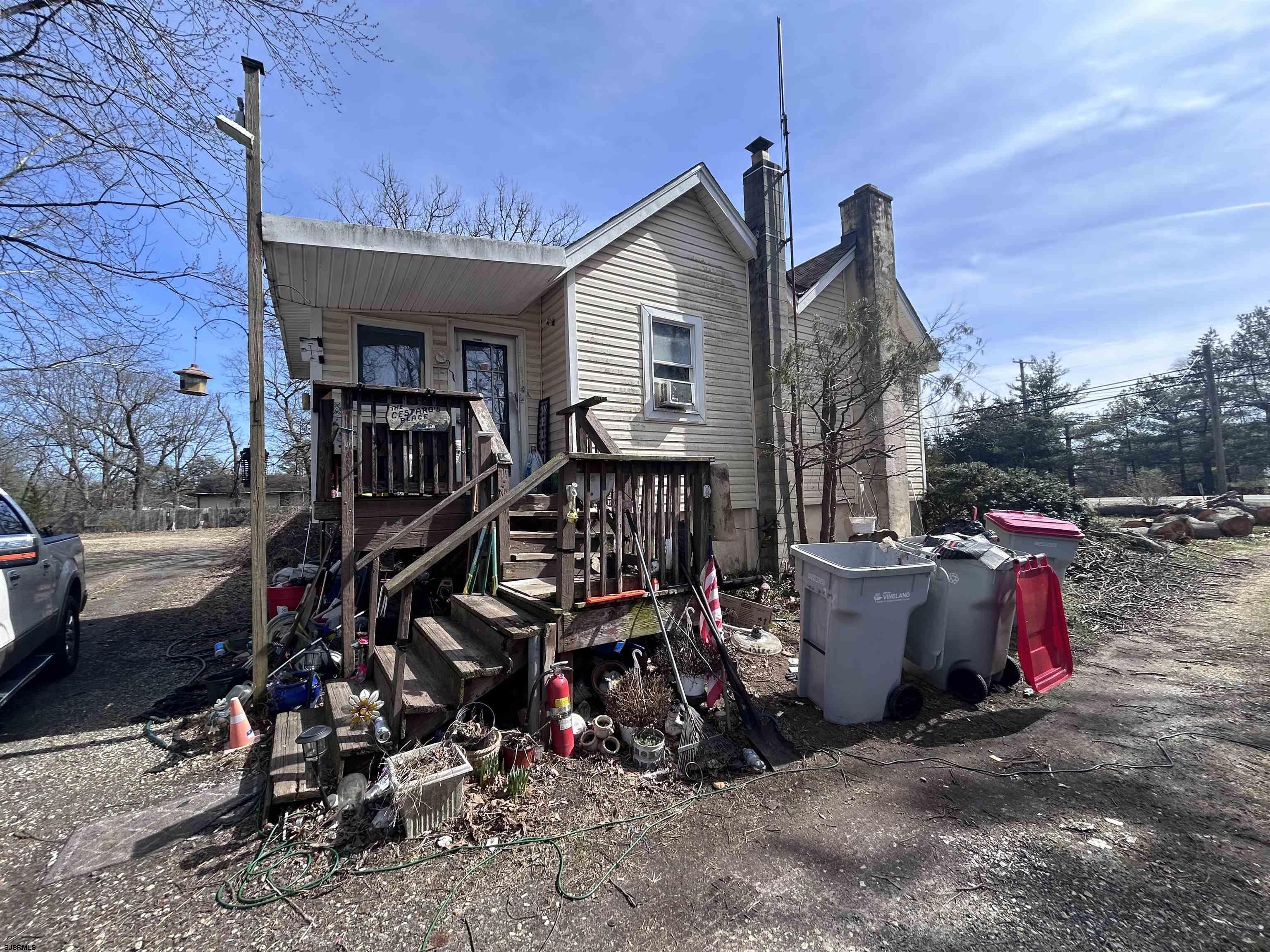 2172 Almond Road Vineland, NJ 08360 - Photo 5 of 5 a view of a storage with sitting area