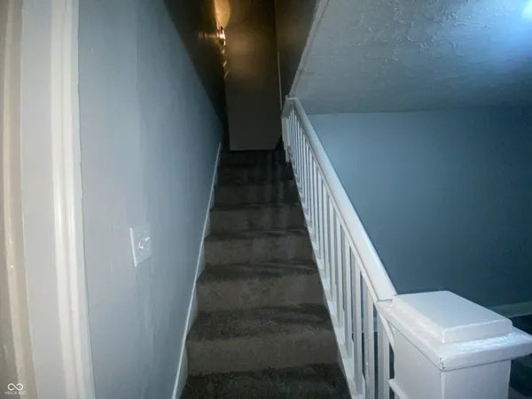 $950 | 802 North Bradley Avenue, Indianapolis, IN 46201