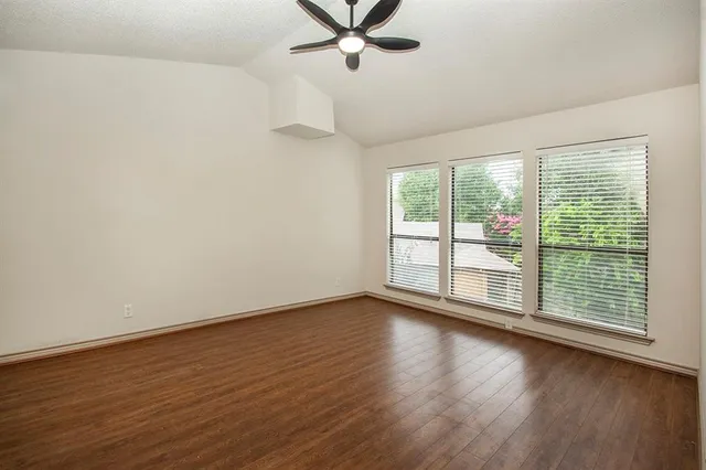 $2,200 | 1609 Brentwood Drive, Irving, TX 75061