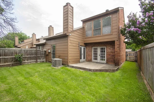 $2,200 | 1609 Brentwood Drive, Irving, TX 75061