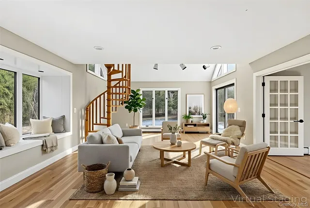 $829,999 | 27 Ravine Road, Miller Place, NY 11764