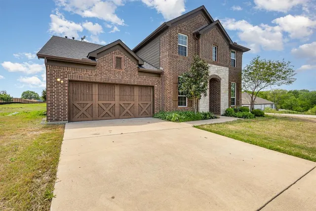 $485,000 | 3933 Clearwater Lane, Nevada, TX 75173