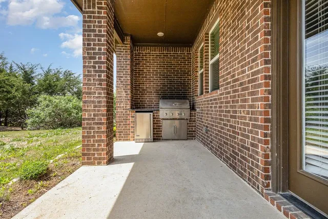 $485,000 | 3933 Clearwater Lane, Nevada, TX 75173