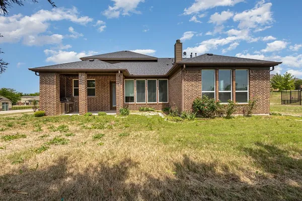 $485,000 | 3933 Clearwater Lane, Nevada, TX 75173