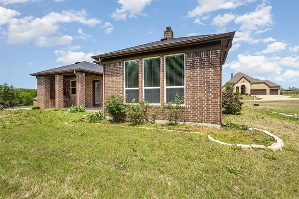 $485,000 | 3933 Clearwater Lane, Nevada, TX 75173