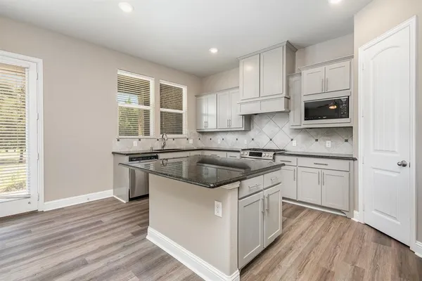 $485,000 | 3933 Clearwater Lane, Nevada, TX 75173