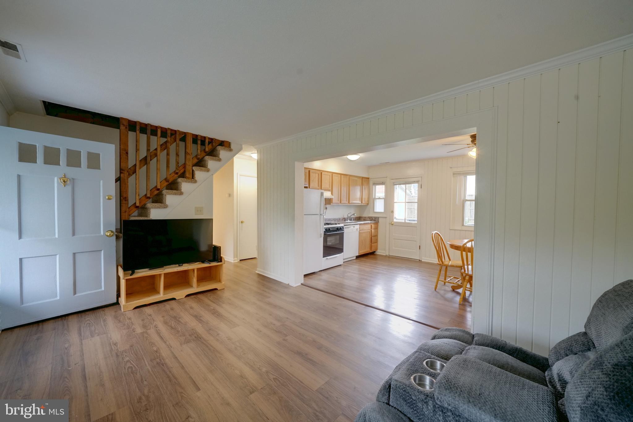 539 St Patrick Road Baltimore, MD 21206 - Photo 1 of 33 Charming Baltimore Co bungalow!