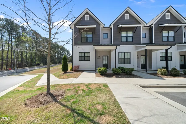 $515,000 | 5611 Johnson Woods Court, Raleigh, NC 27609