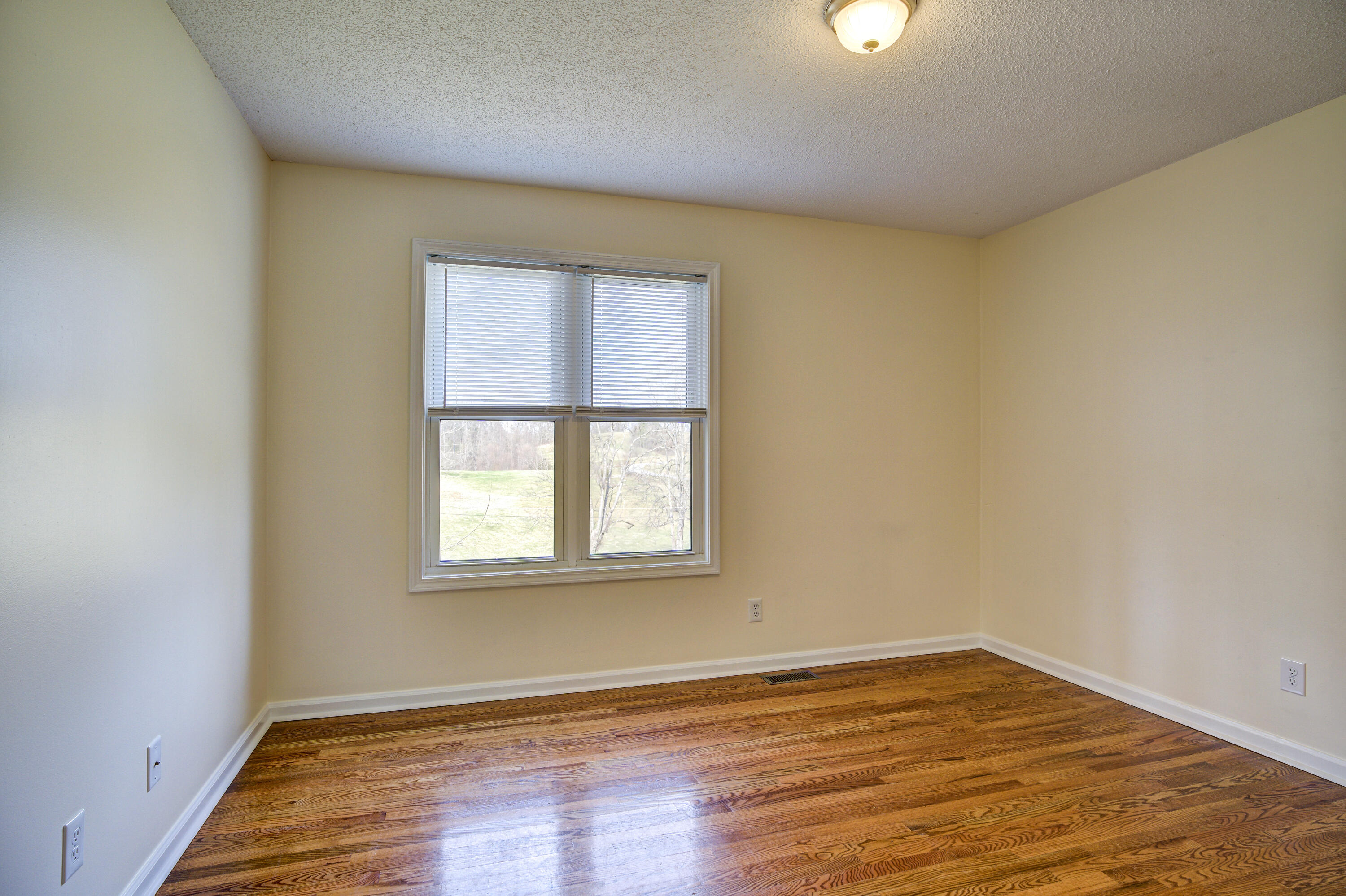3448 McKinley Road Johnson City, TN 37604 - Photo 22 of 42 Bedroom