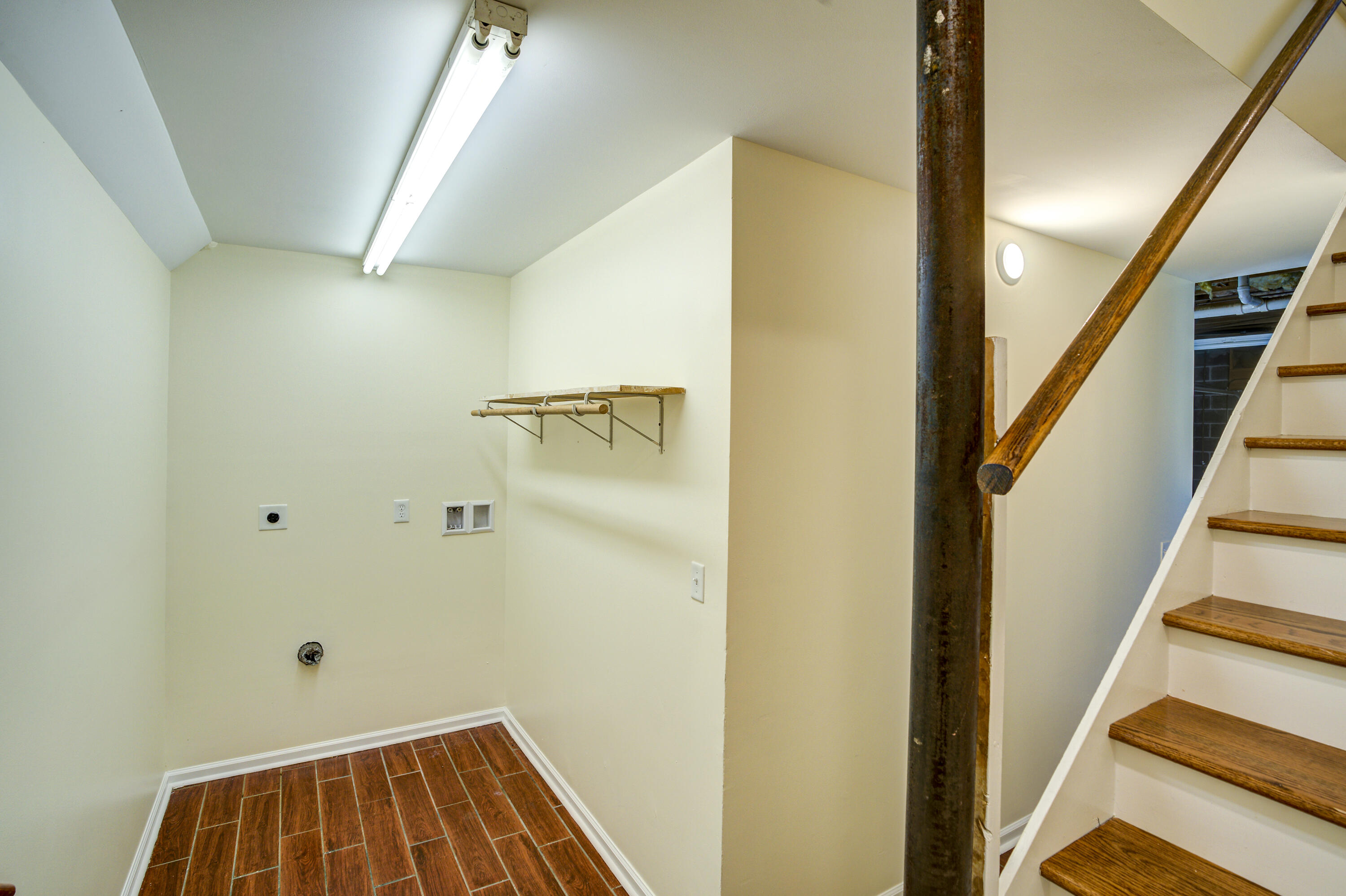 3448 McKinley Road Johnson City, TN 37604 - Photo 32 of 42 Laundry and stairs
