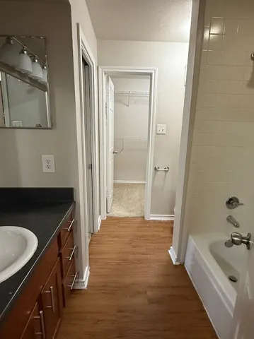 $1,495 | 6804 North Capital Of Texas Highway, Unit 123, Austin, TX 78731